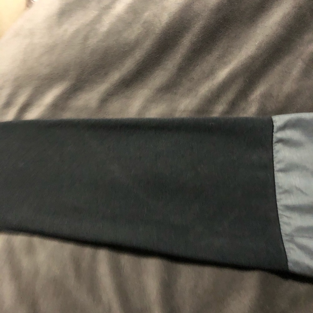 NWT Reebok Jacket - Picture 3 of 6